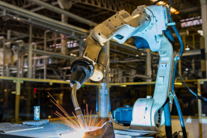 Process Measures for Reducing Welding Stress and Deformation of Welding Robots